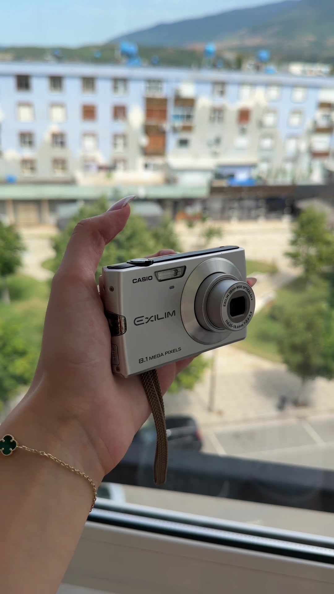 @retro.camerashop