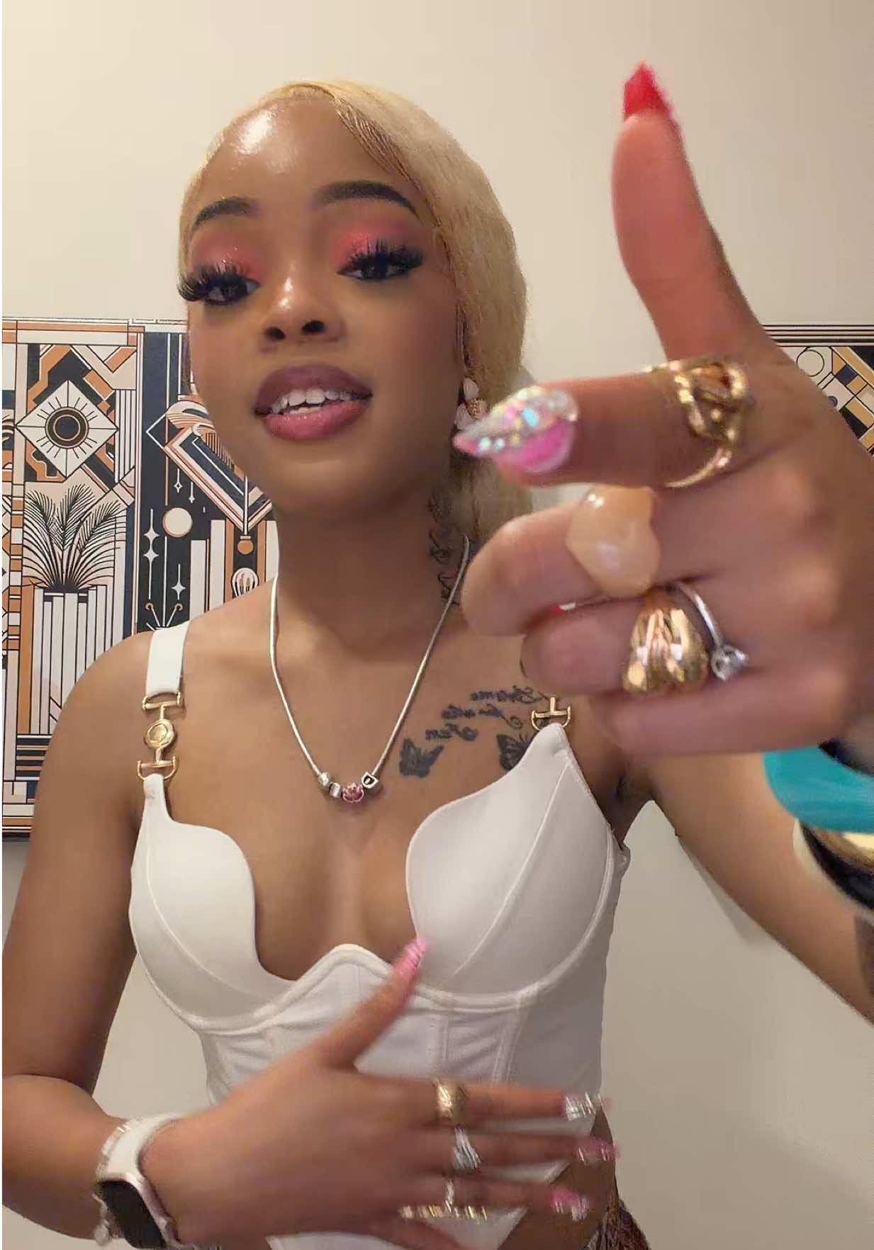 @ItsDasiaVou