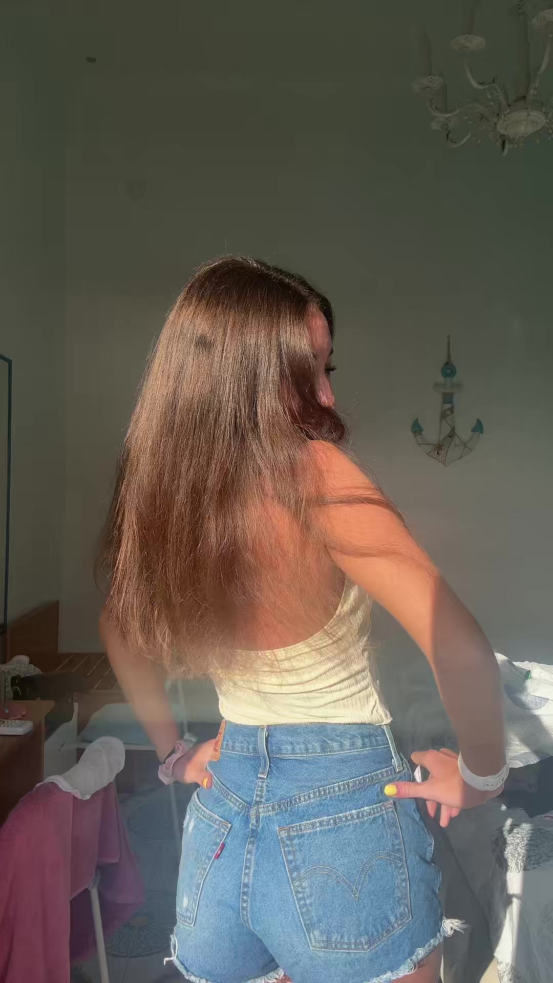 @weirdgirIhotbod
