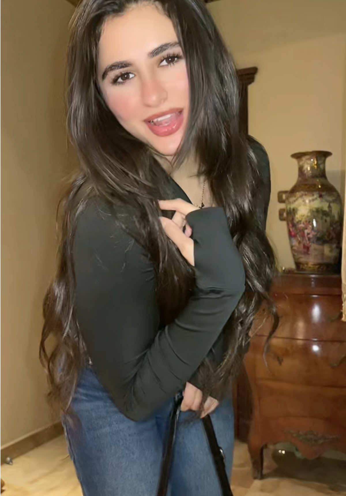 @meskbeshierr