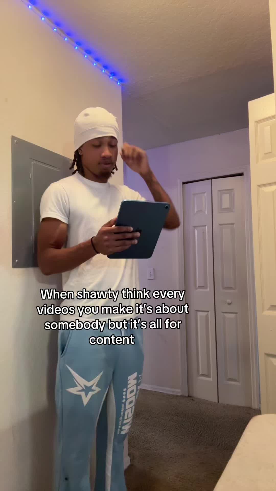 @Christ 🦇
