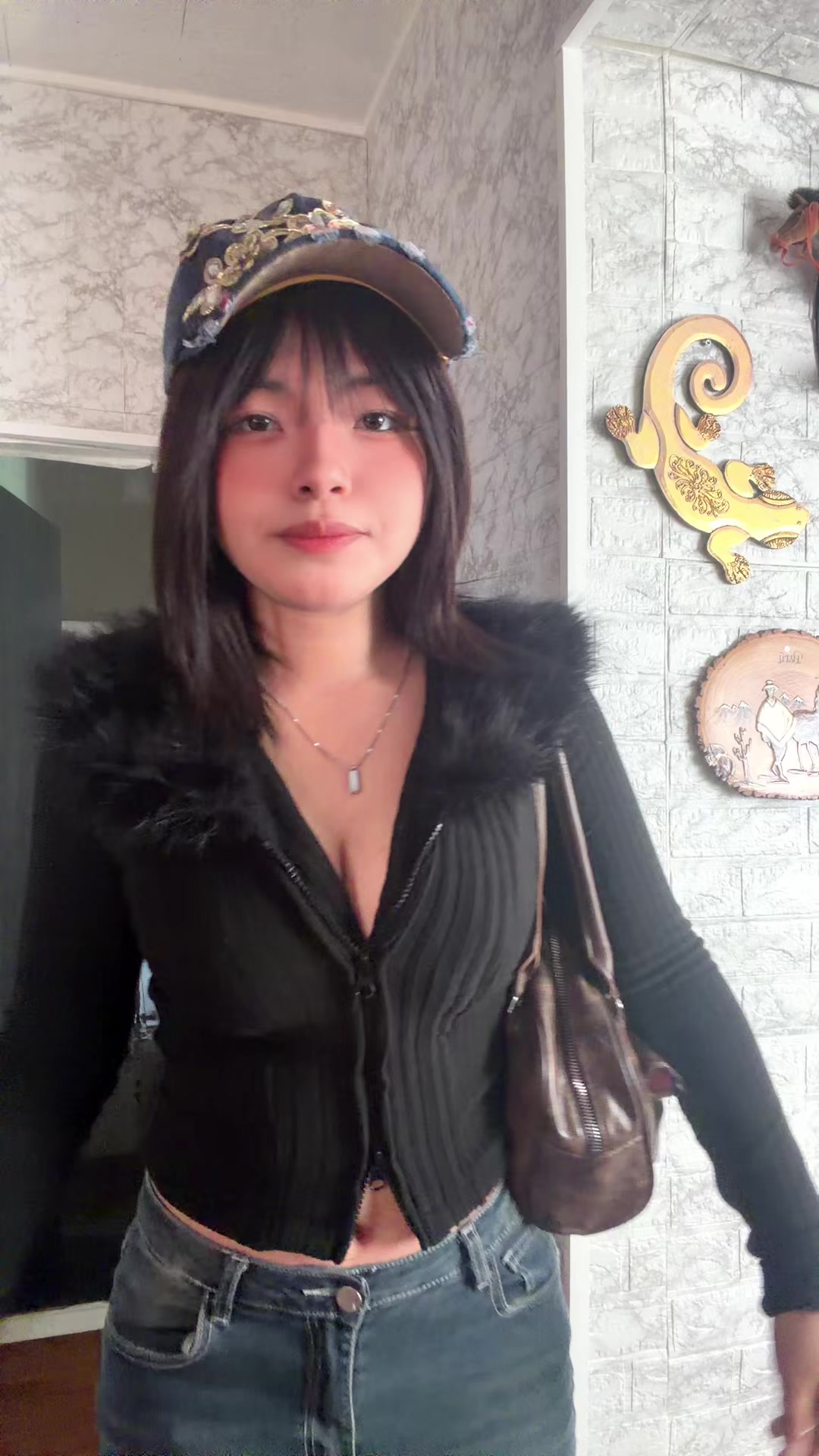 @Akemi