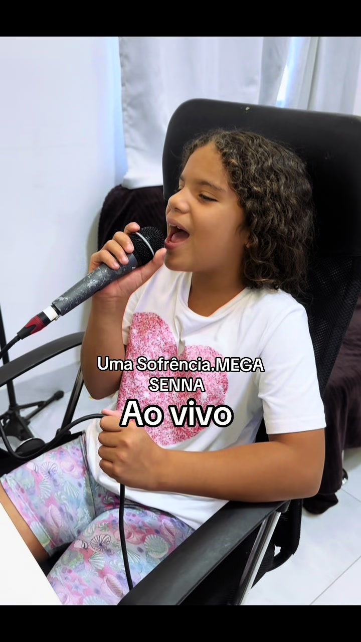 @THEO SANTANA