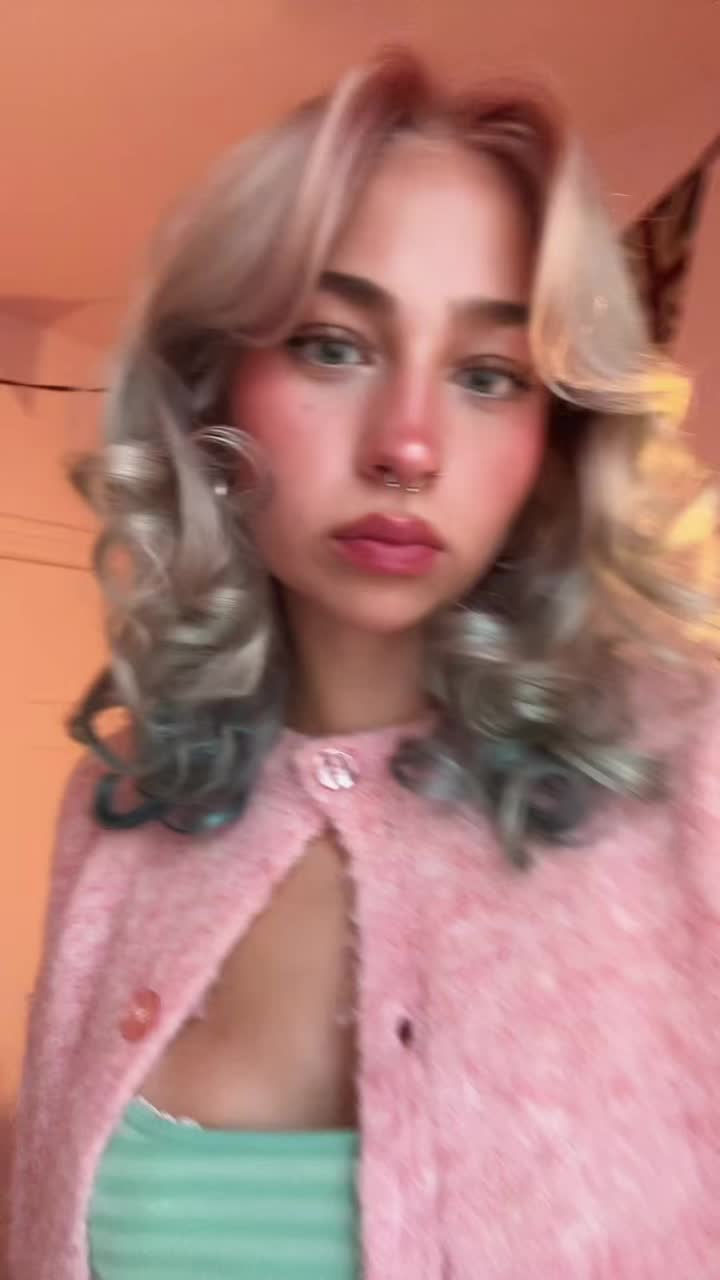 @️