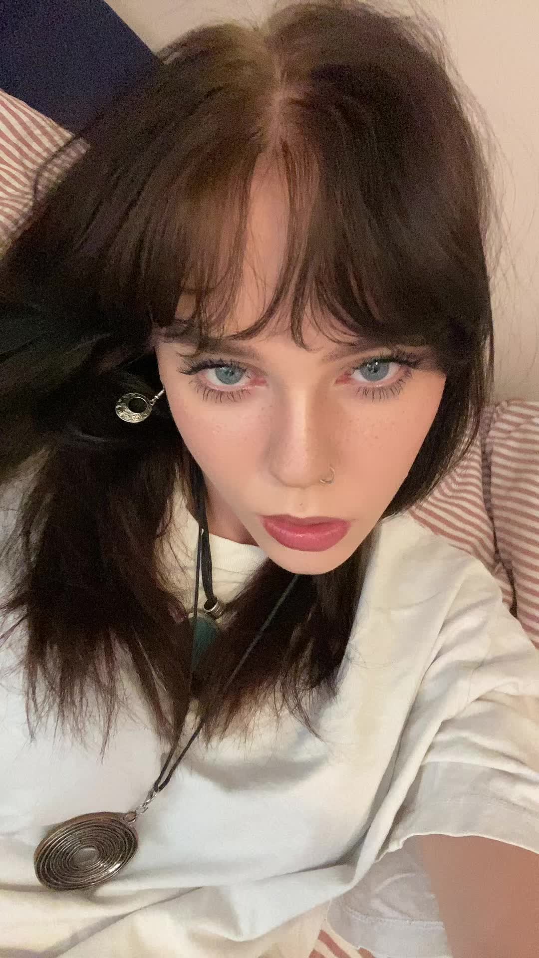 @Melanie:)