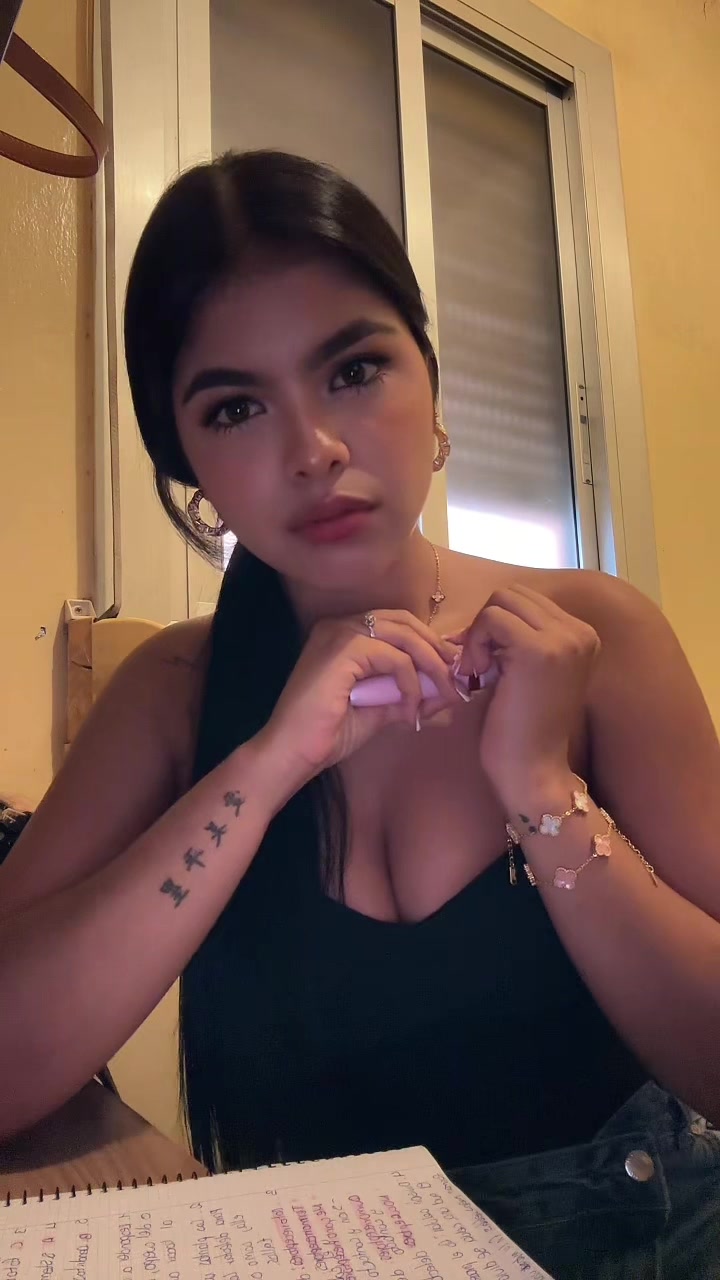 @b a d