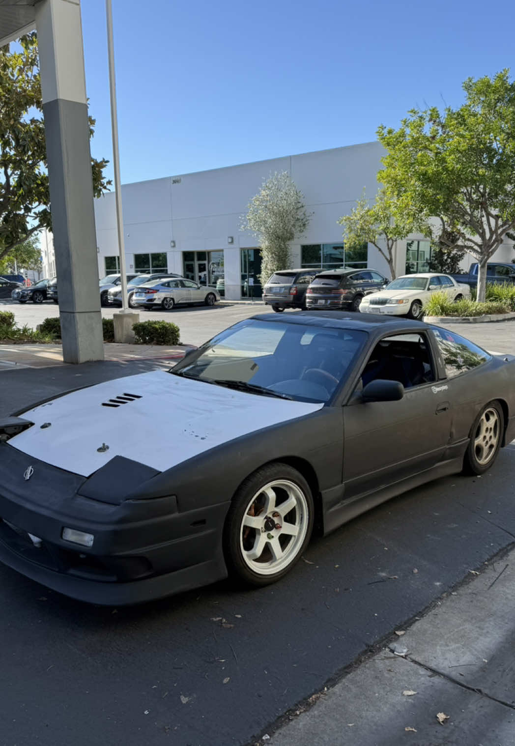@Henrystoyz