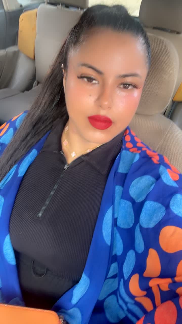 @djoumana Élégant