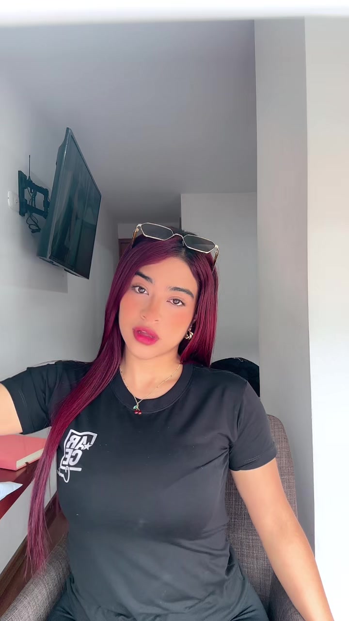 @Sarita🍒