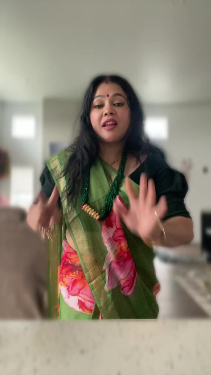@Anushka😹