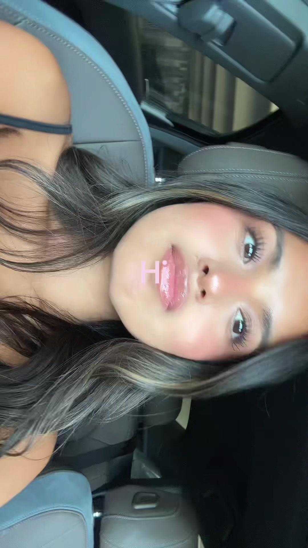 @LT