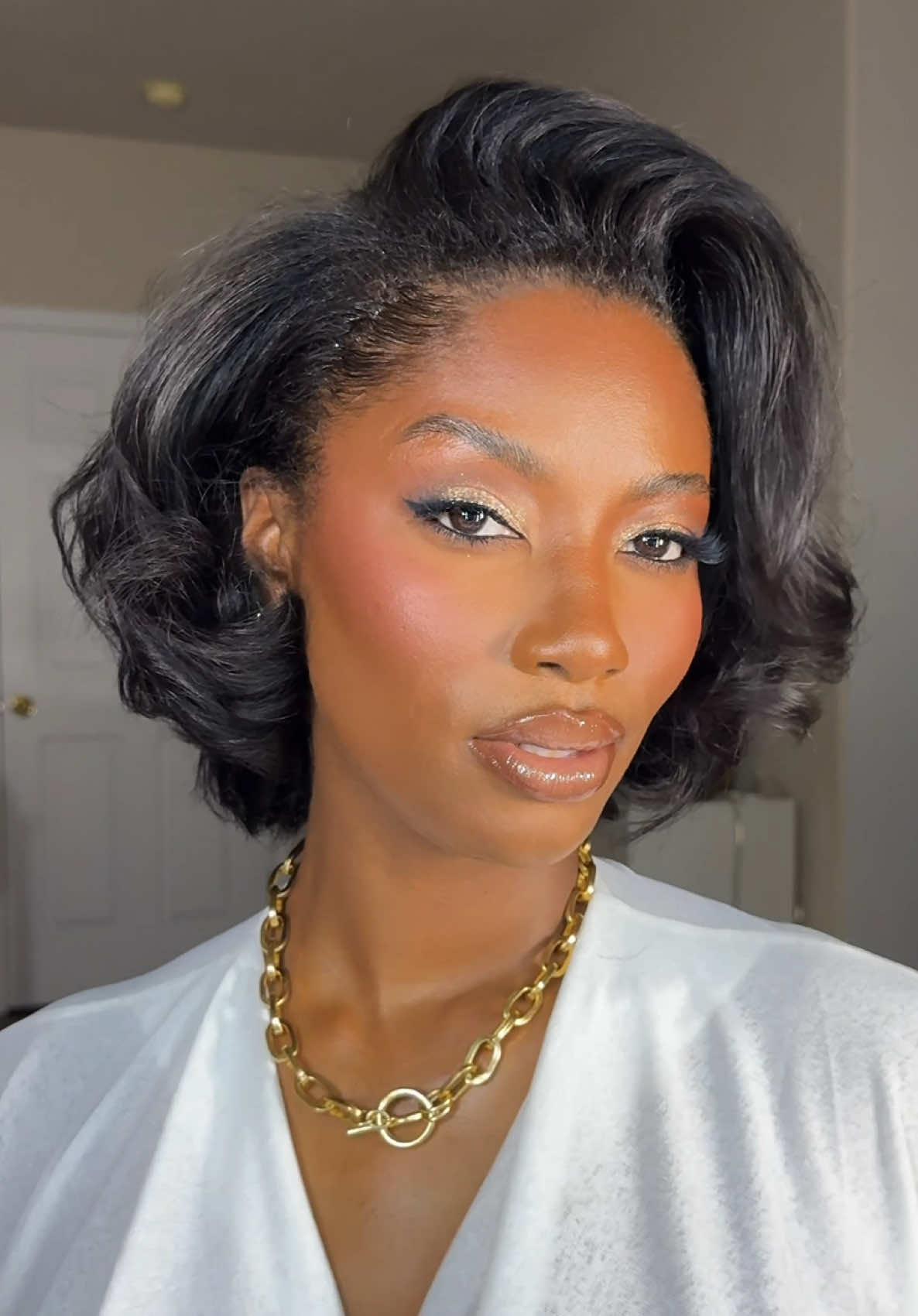 @Kayla B | Beauty Creator✨