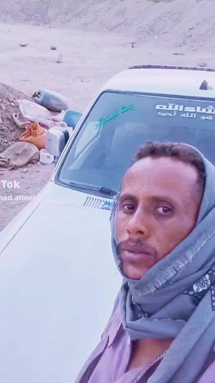 @خال نون