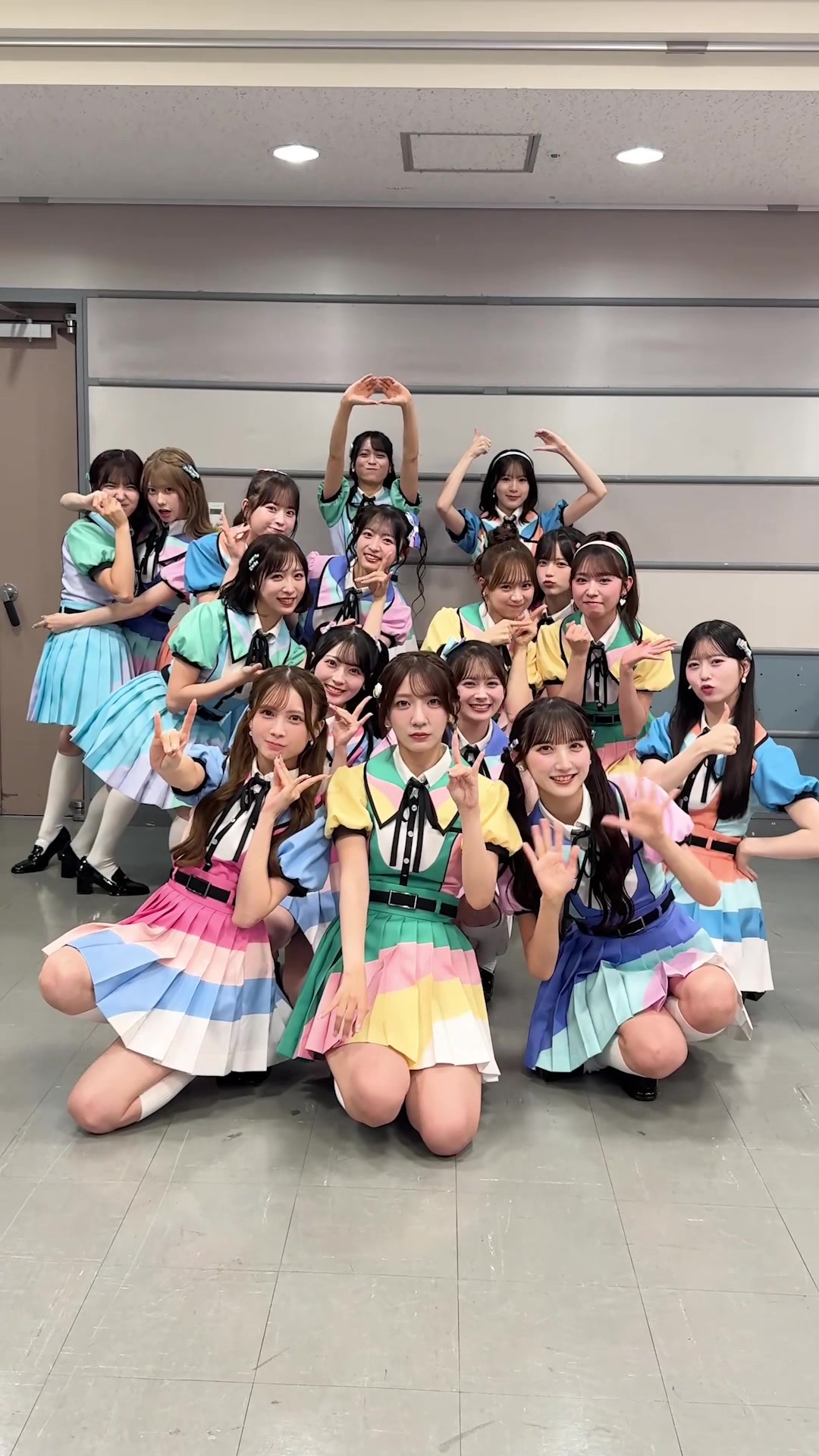 @AKB48