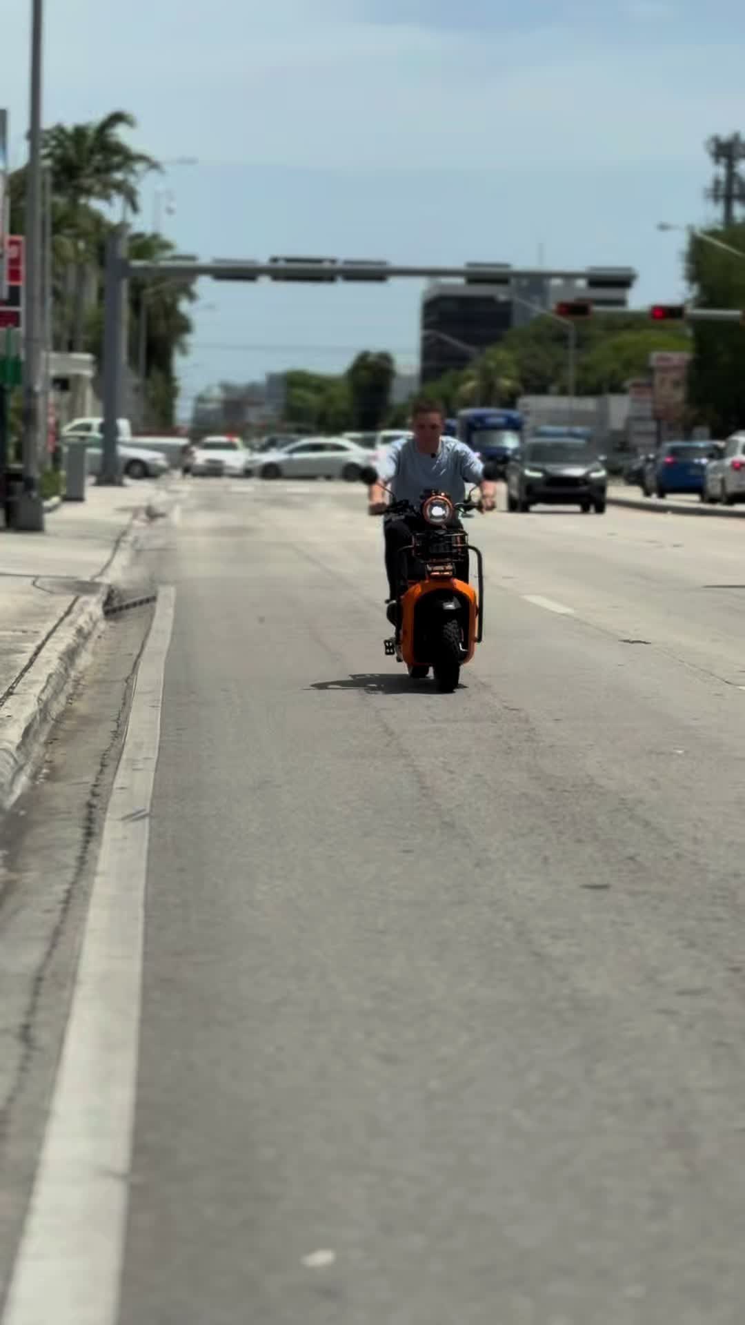 @XMOX MIAMI