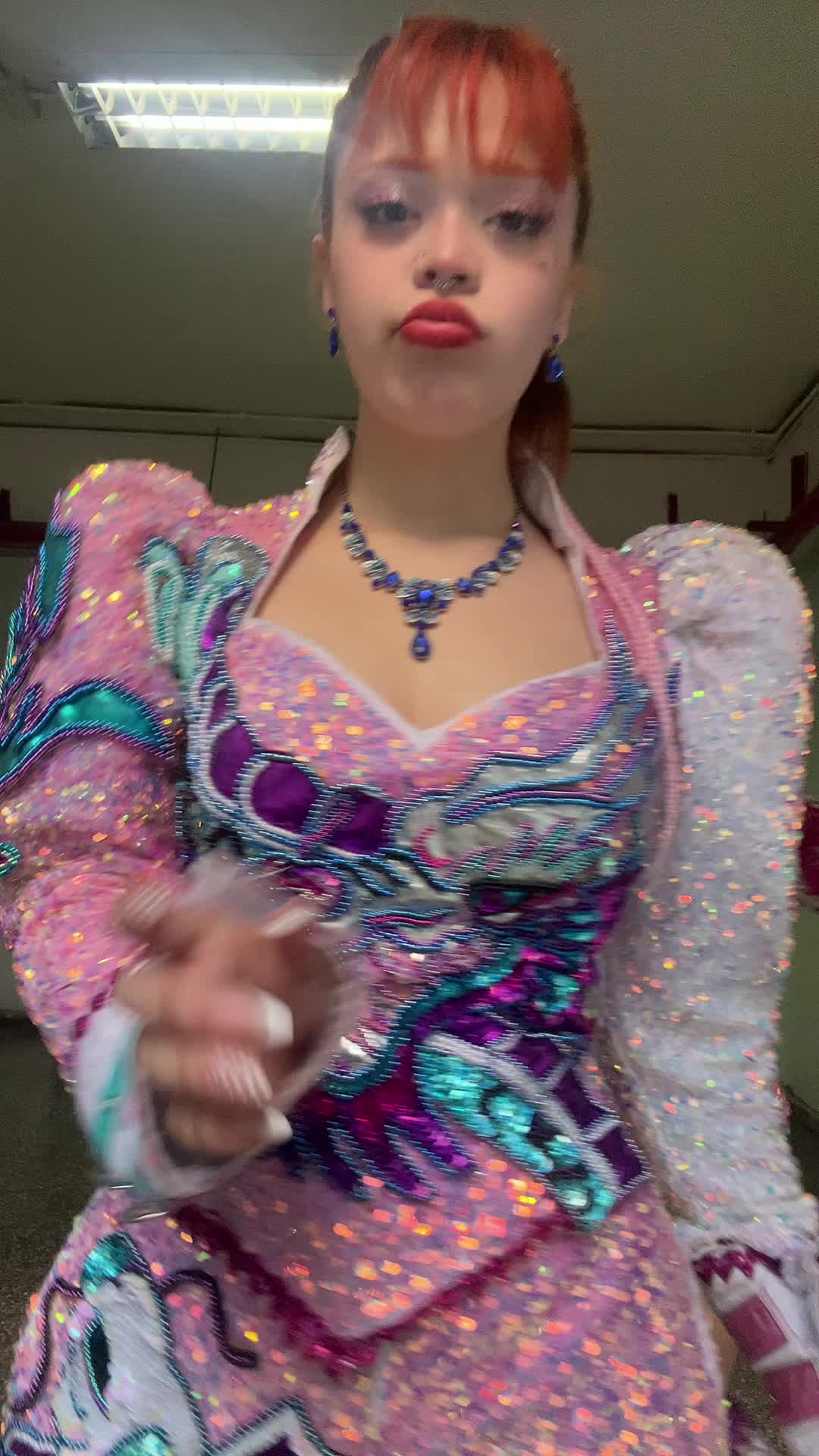 @isidora☭