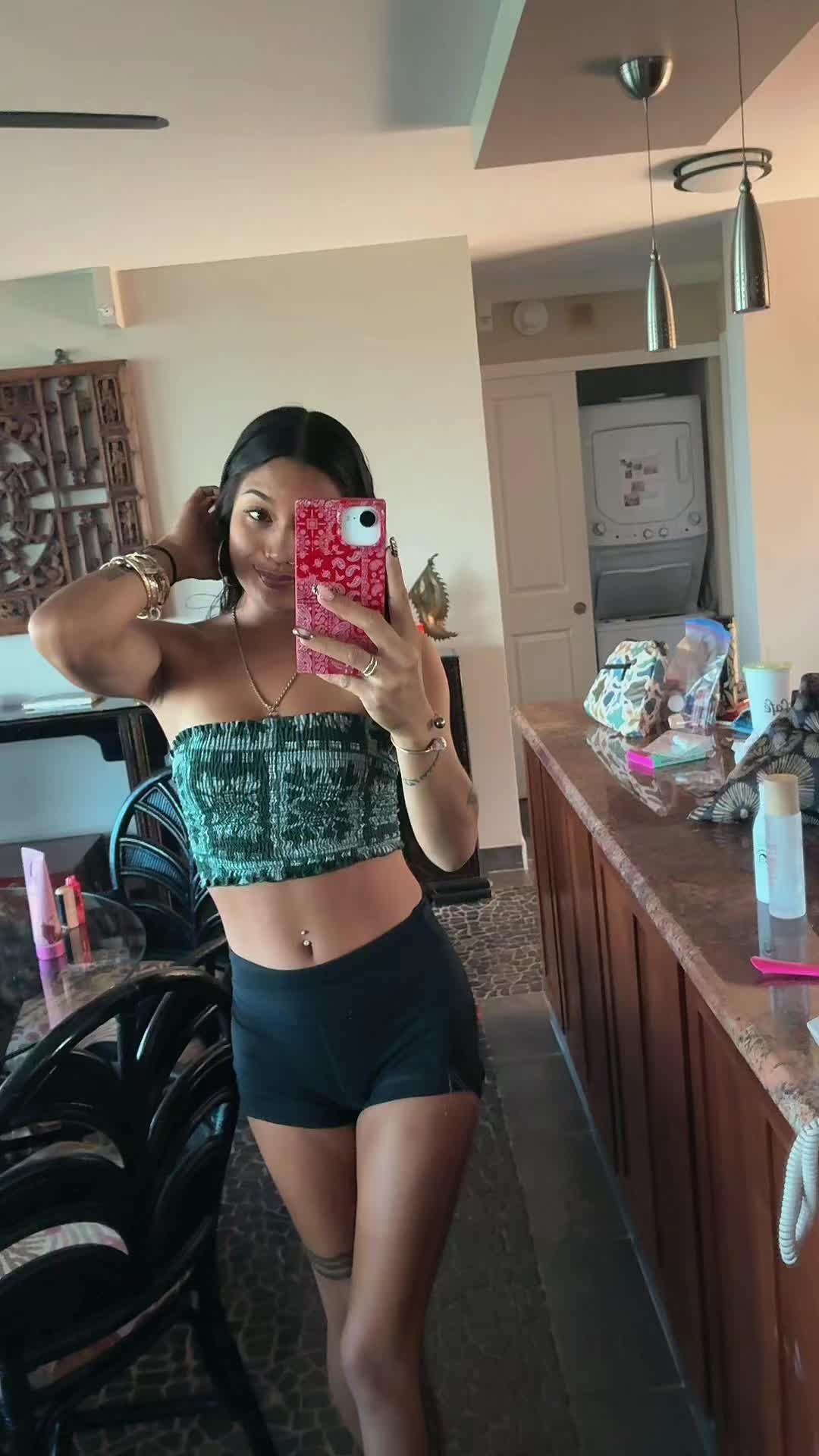 @IrehhEyezz