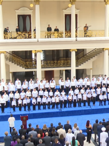 @Noticiero El Salvador