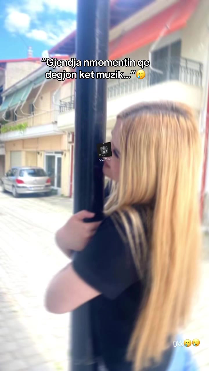 @Useruser12