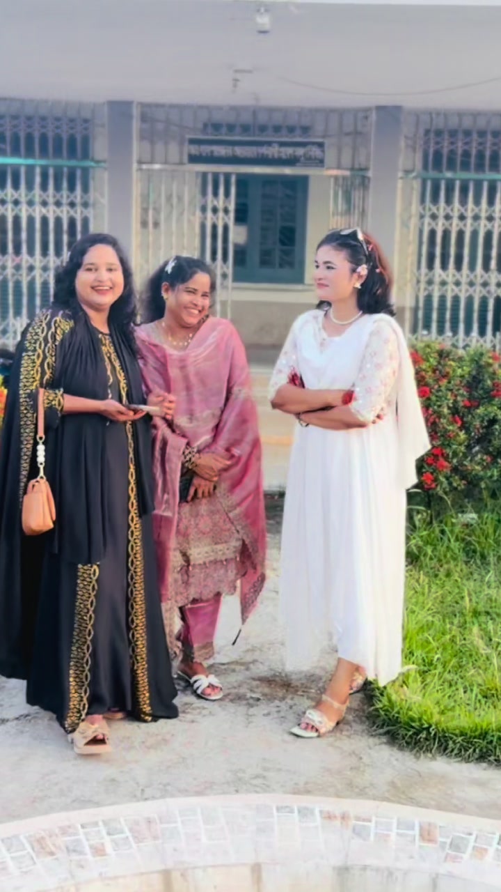@পাবনার মেয়ে 💃চাঁদনী 😜