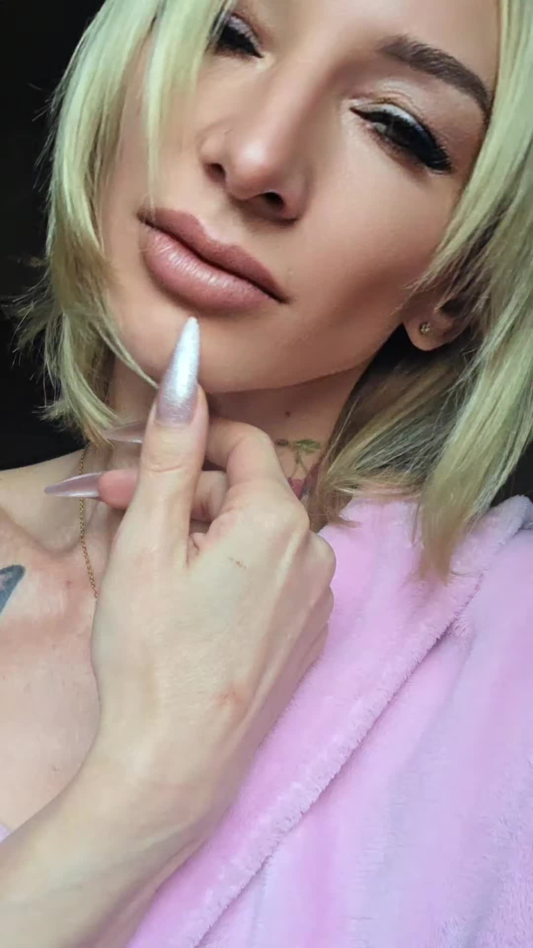 @😈😇Yana😇😈