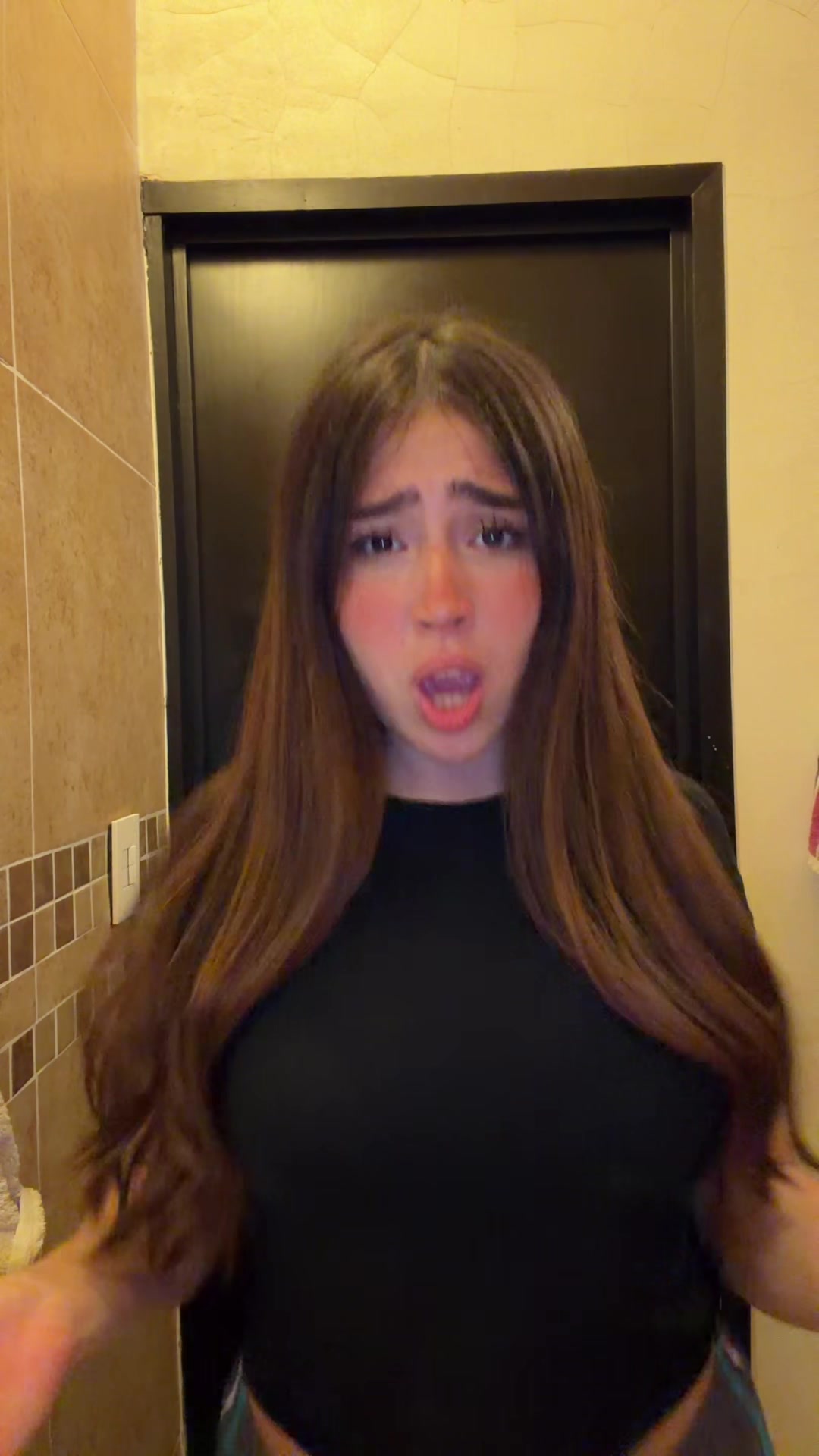 @kamihickman_