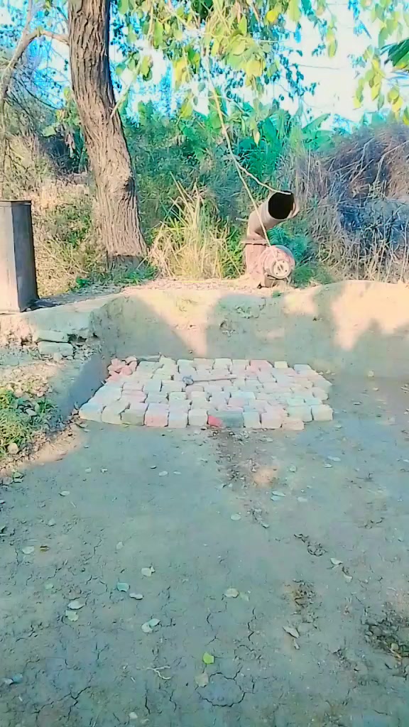 @YouTube