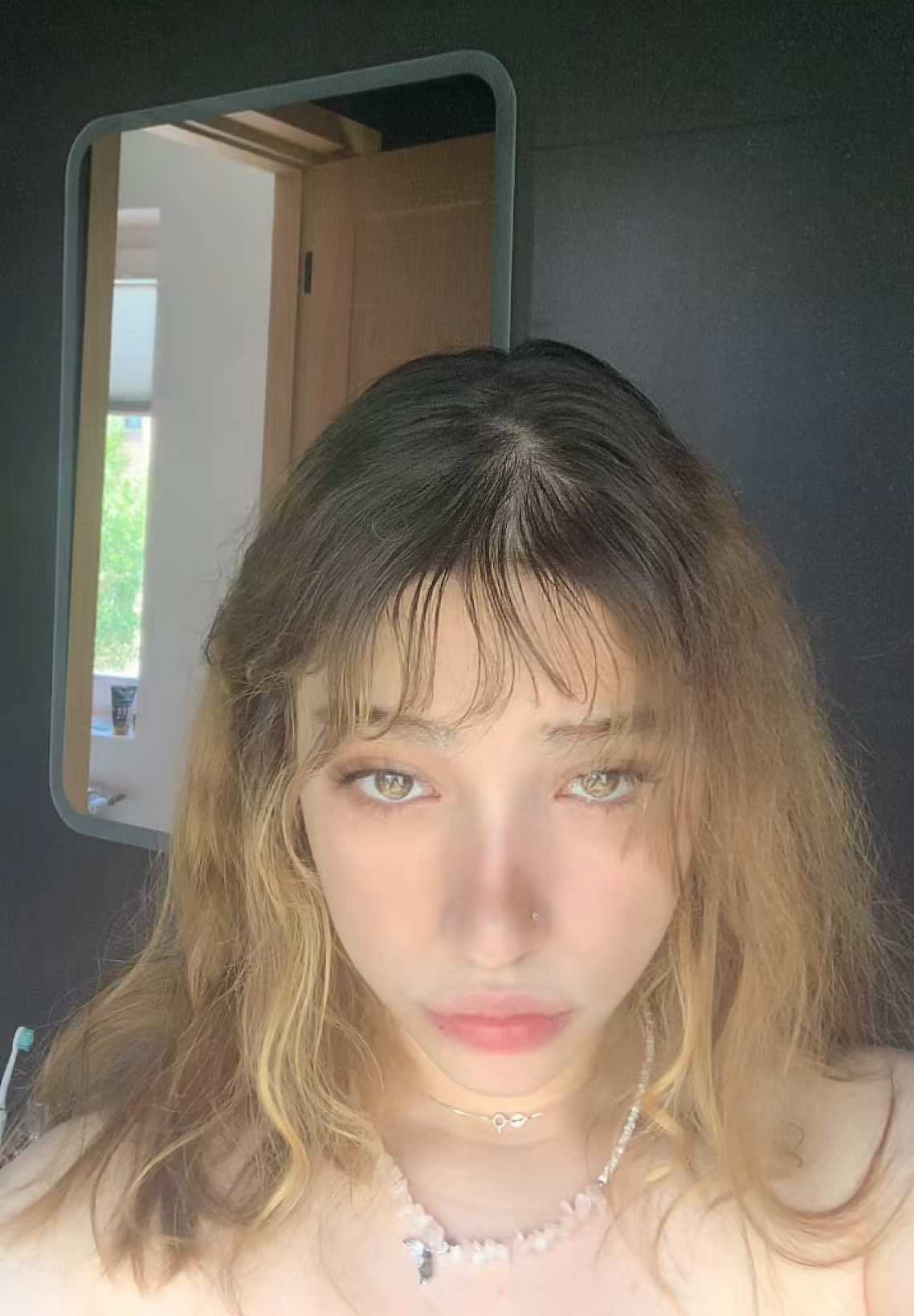 @itsananani
