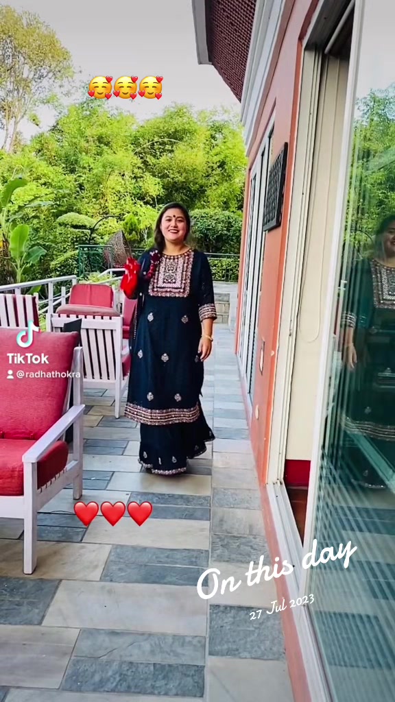 @radhathokra@🥰
