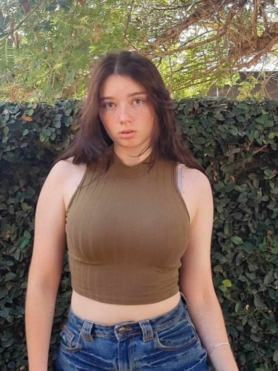 @A l e x i a