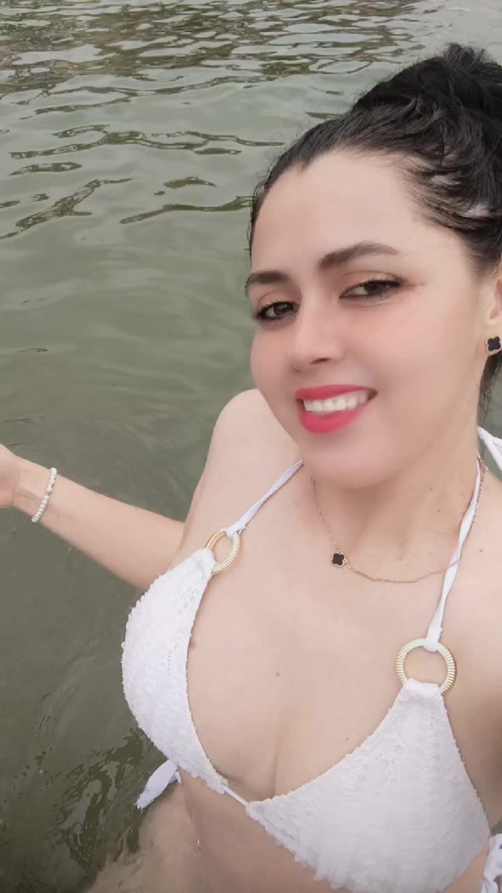 @Karlita Rodr&iacute;guez 🇭🇳😘🇳🇮❤️