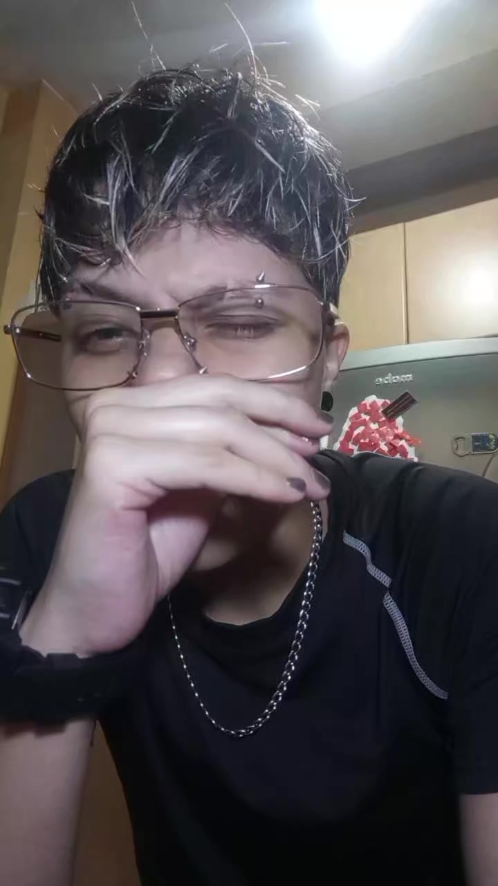 @Clarita_29