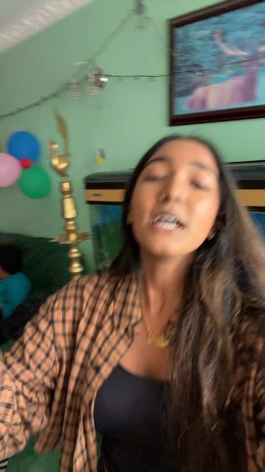 @ValavanTheNalavan😈