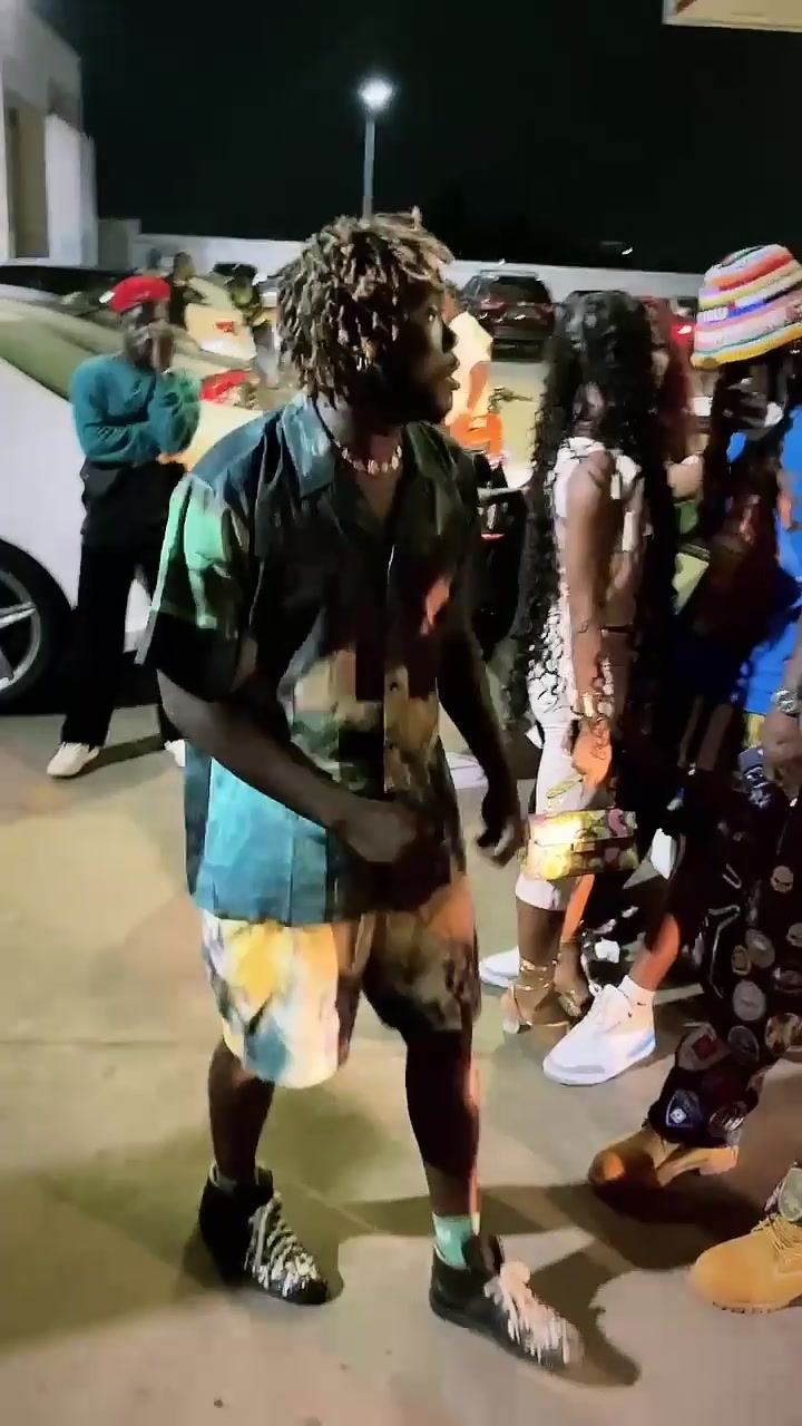 @BAAMUJI CEO 🤴🎭❤️