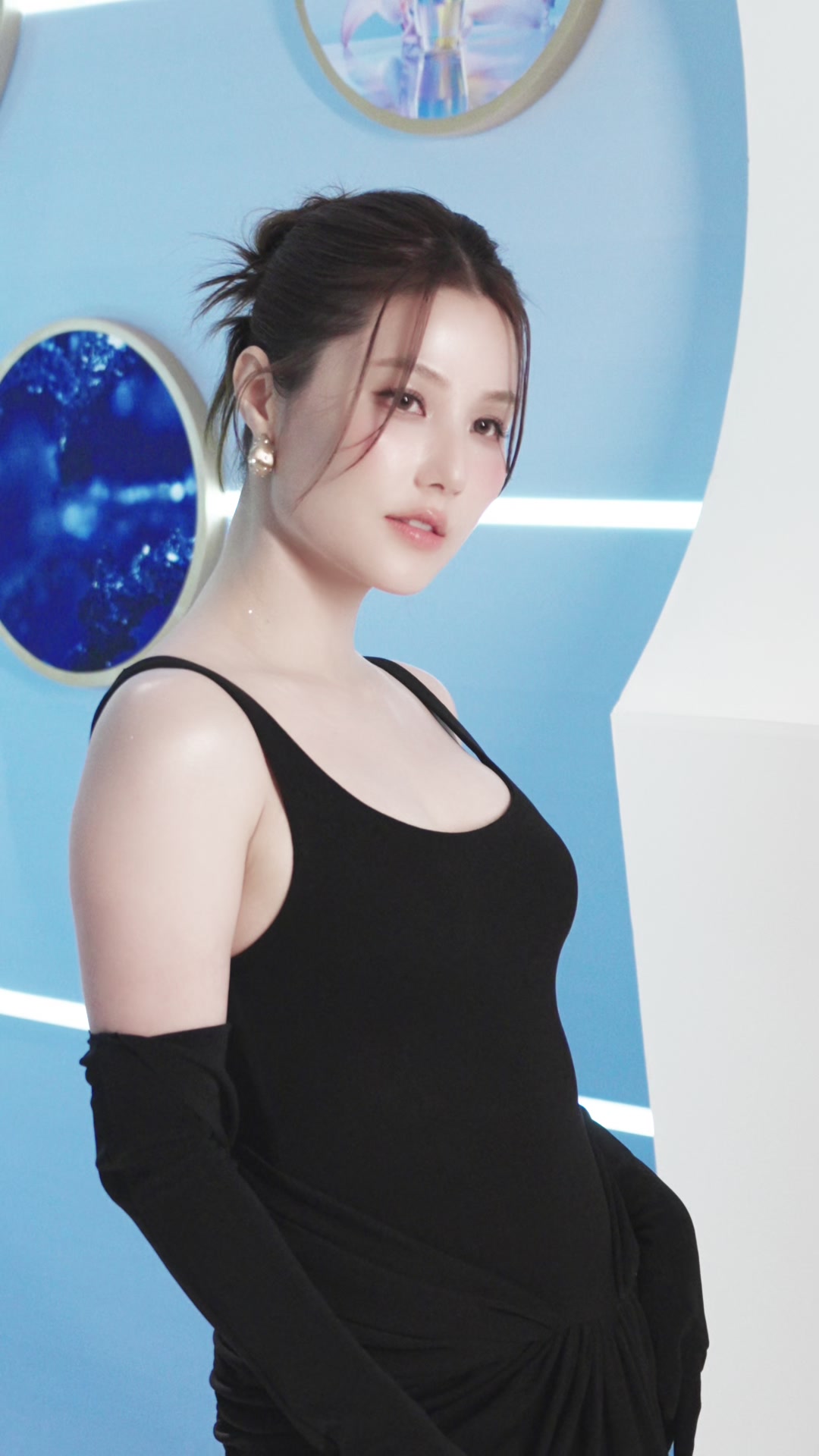 @Diễm My 9x