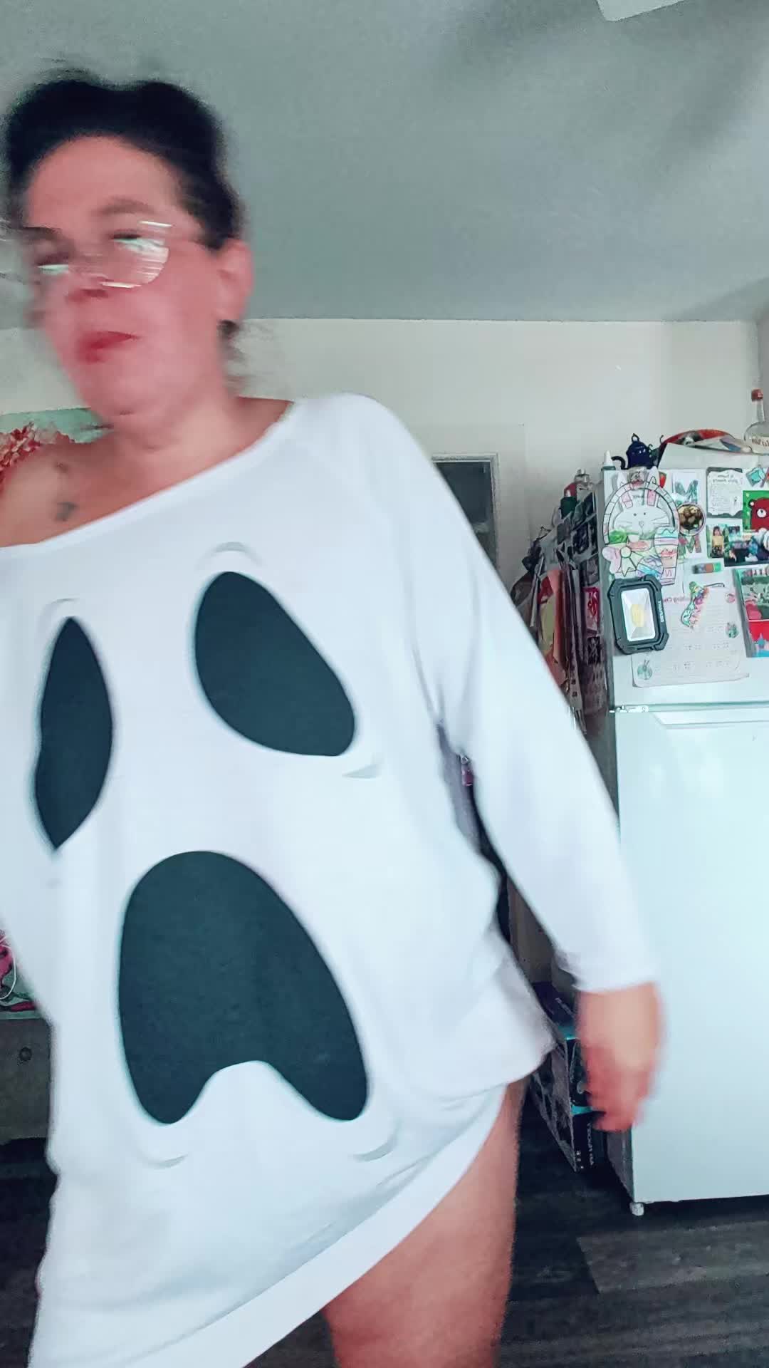 @Chellyissomewhere710