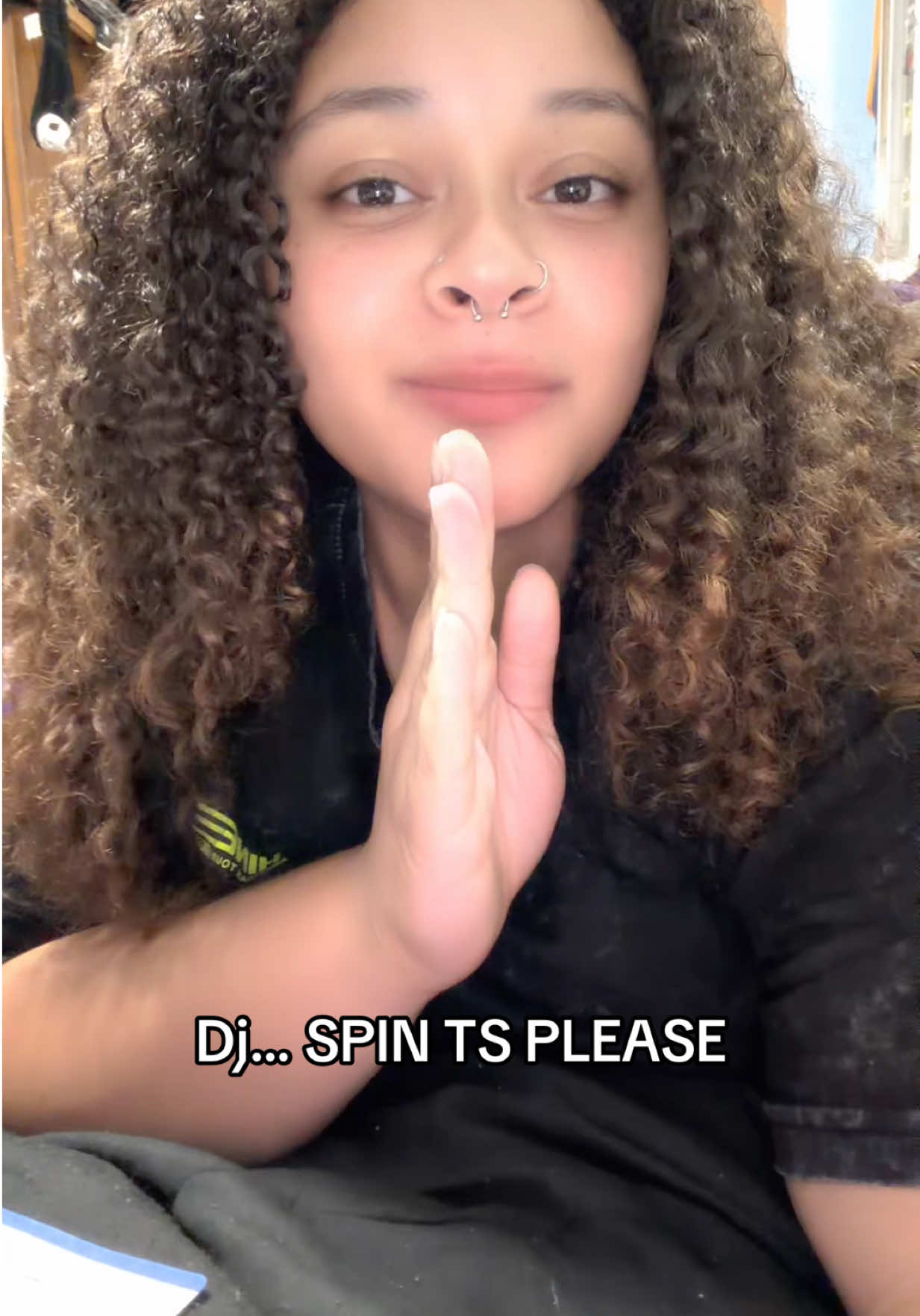 @T<3