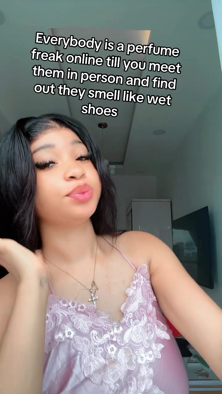 @Fredora 🍭