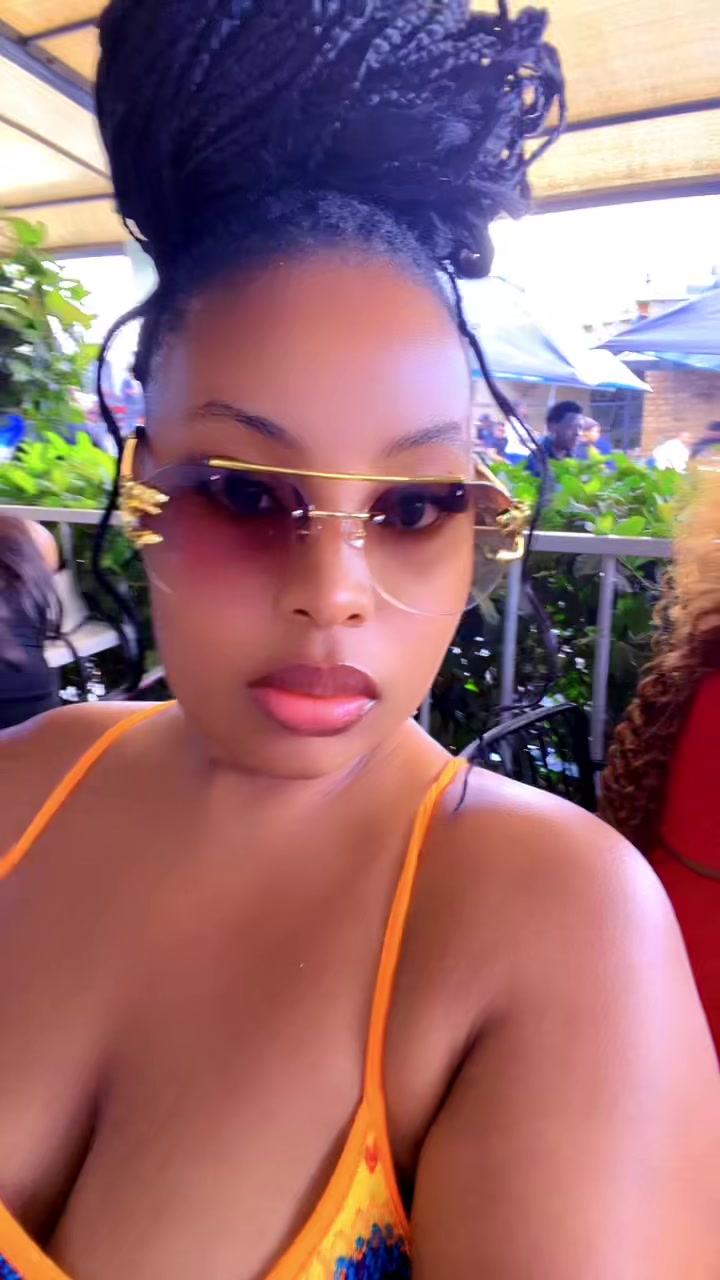 @Nomsanaledi