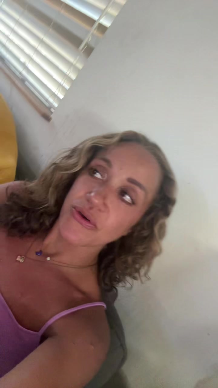 @Lavenderhazzeyy