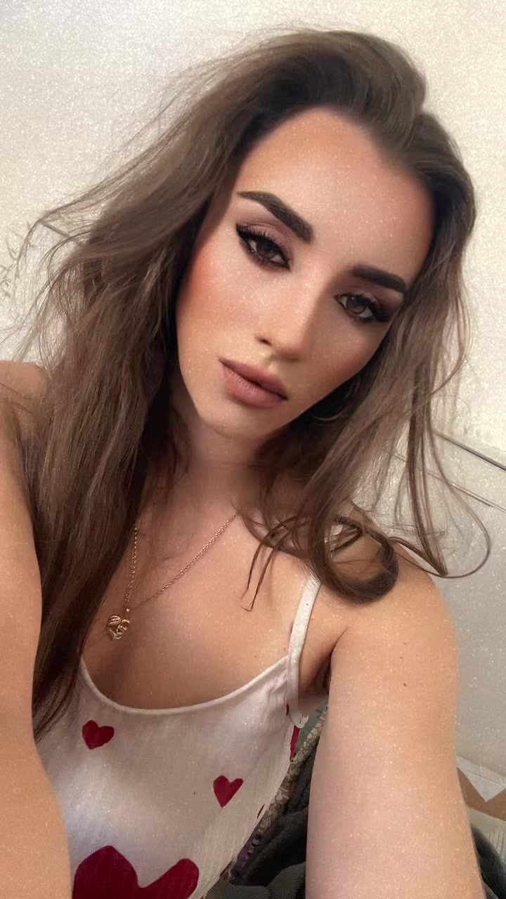 @Анастасія 🔥
