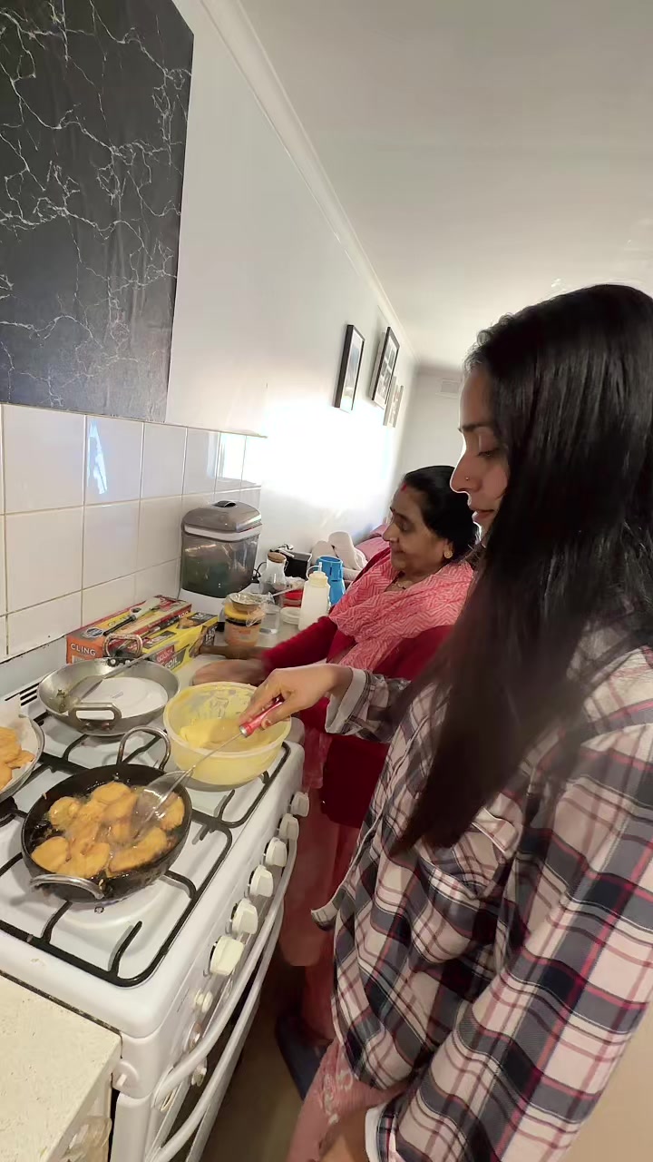 @nishabhatt