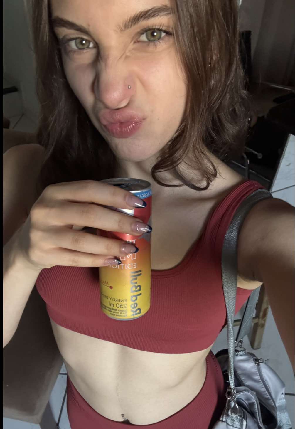 @vitoria