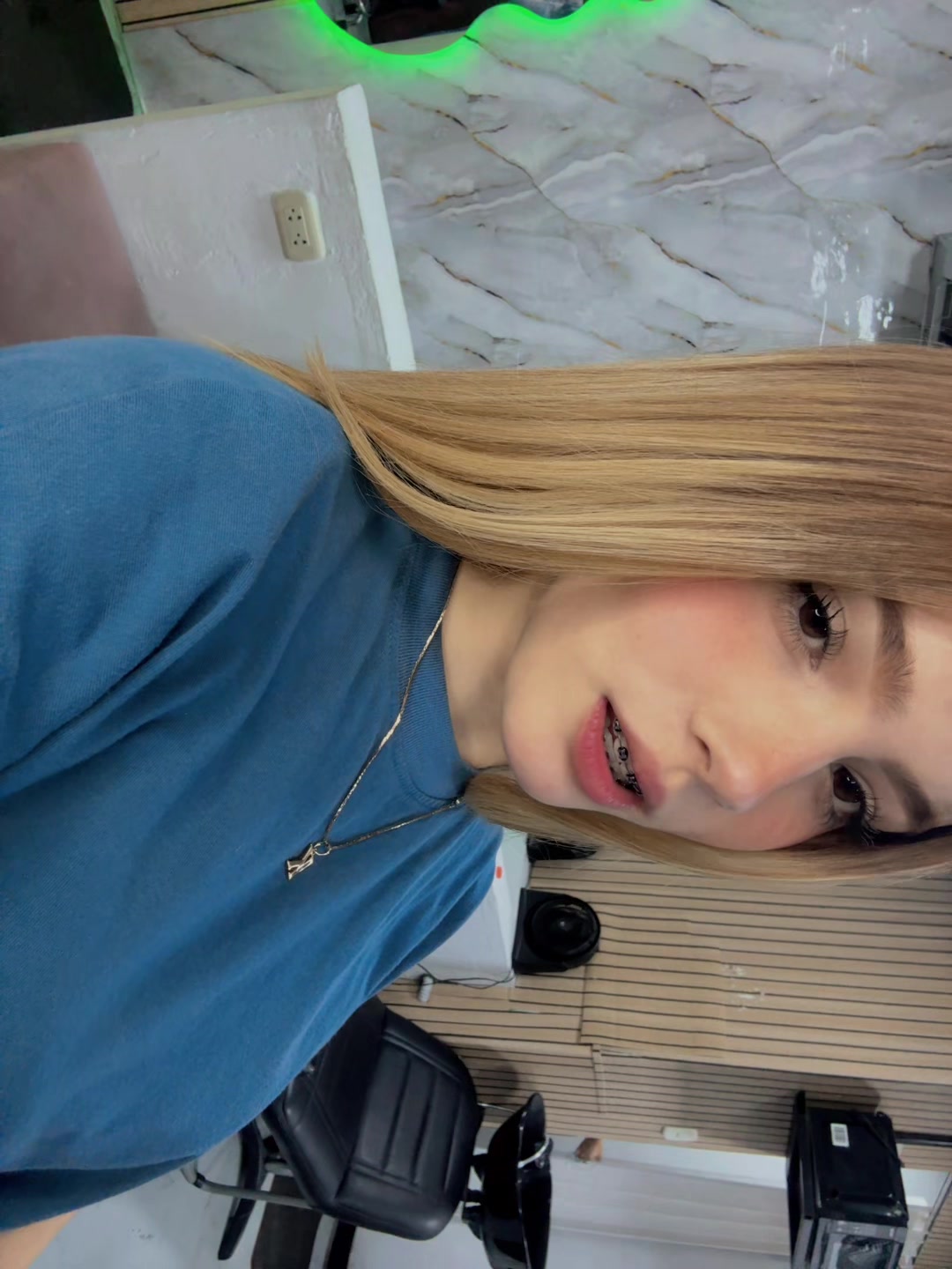 @Hily ✨