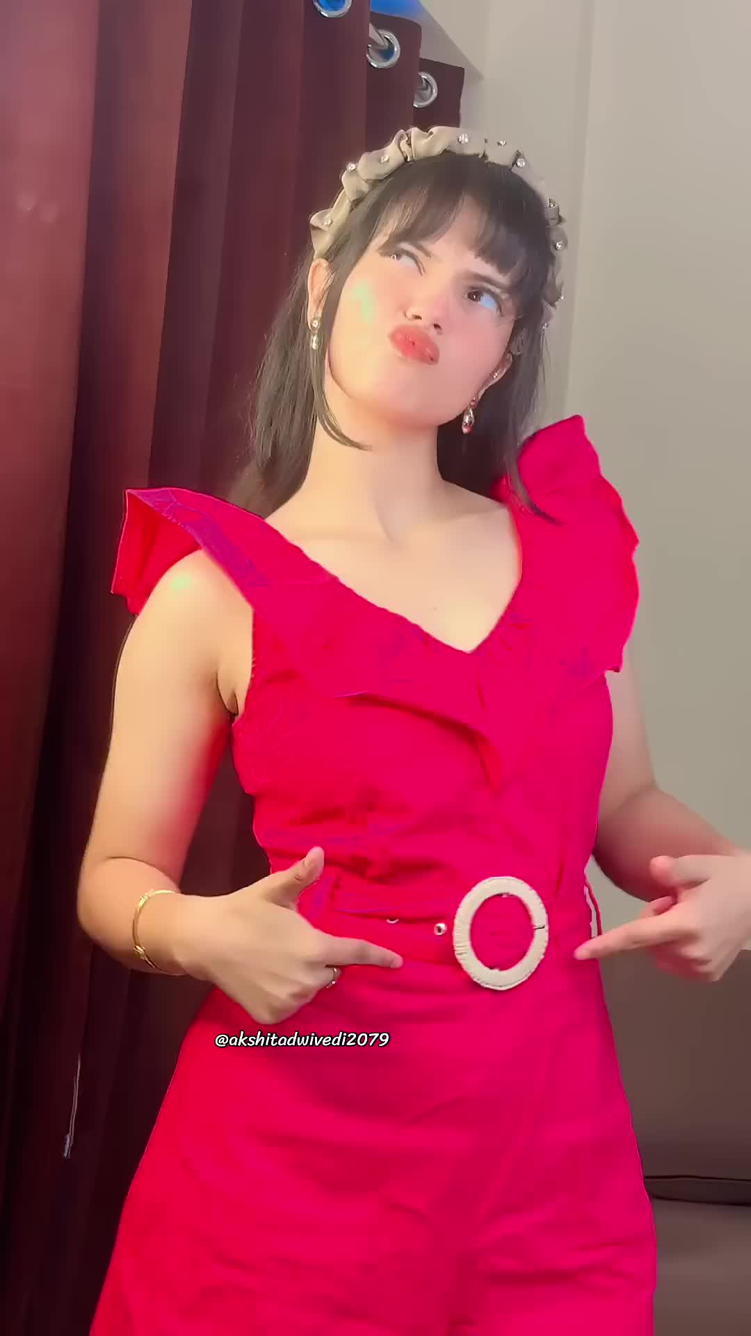 @AkshitaDwivedi
