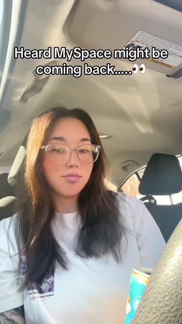 @Jenn✨🖤