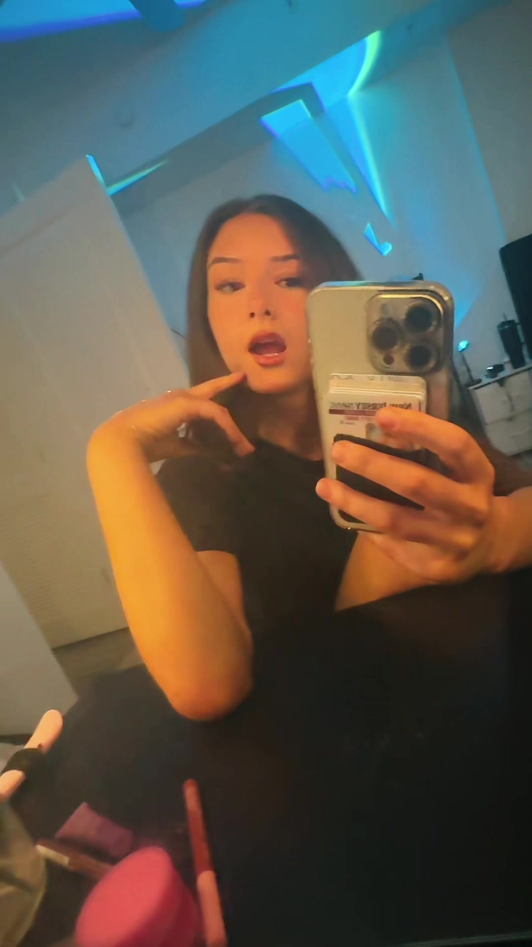 @t