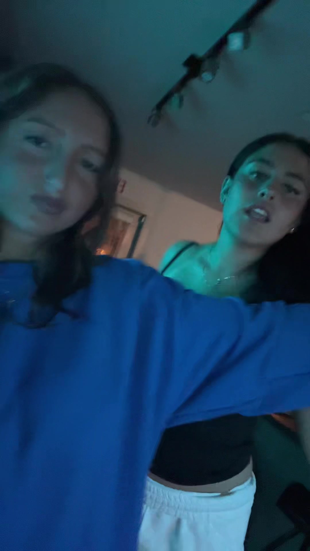 @nana