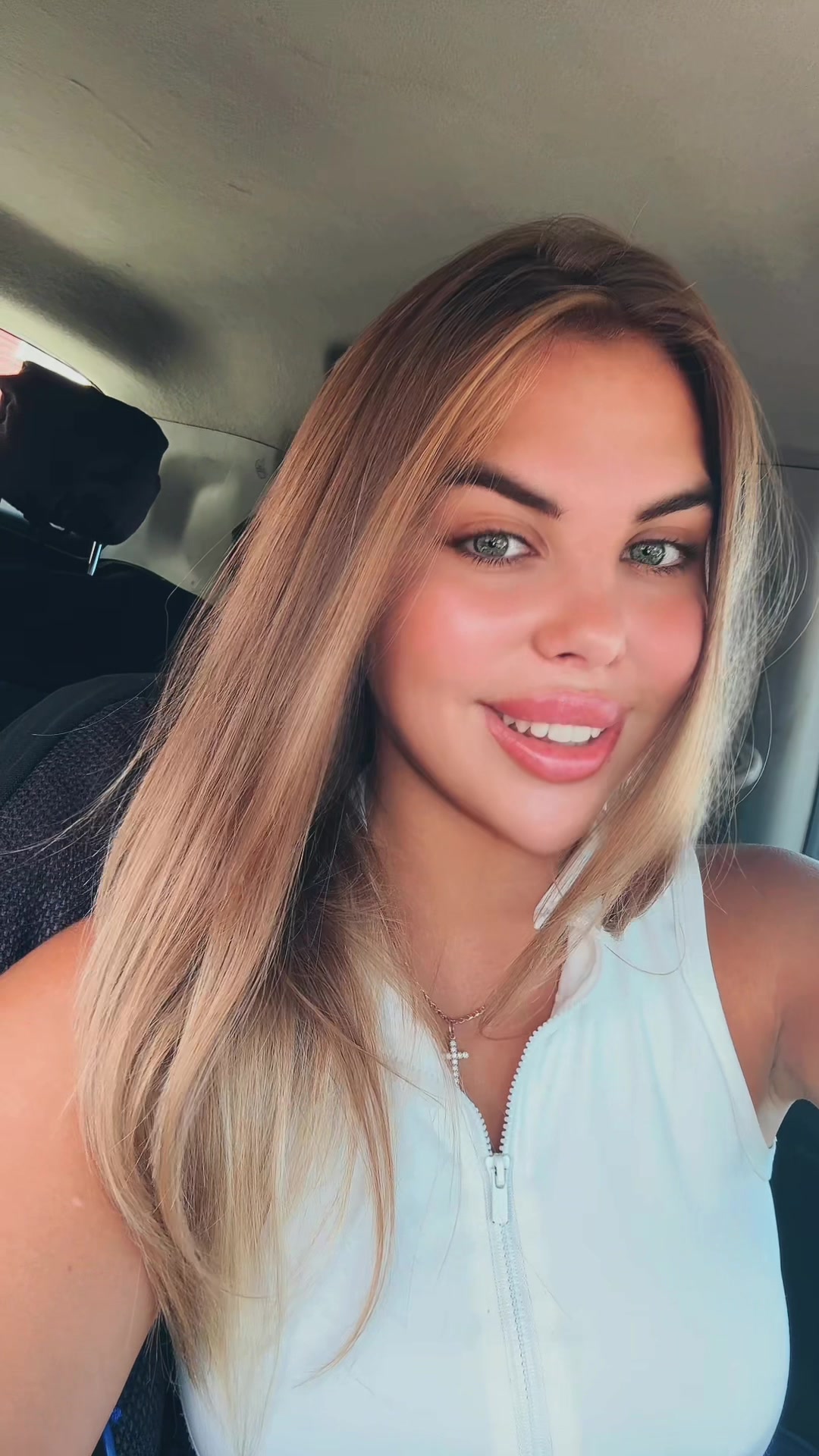 @Angel 😇