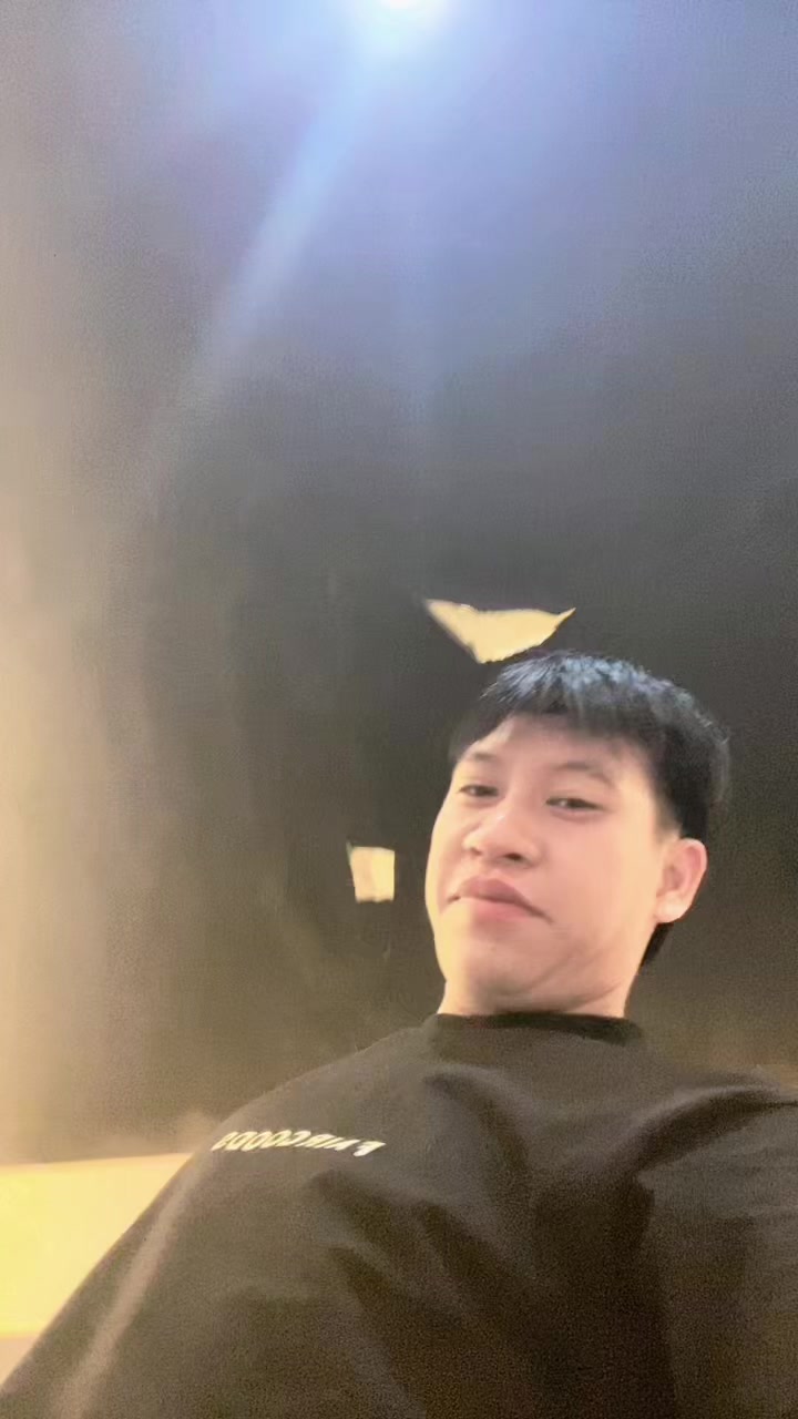 @R🍒